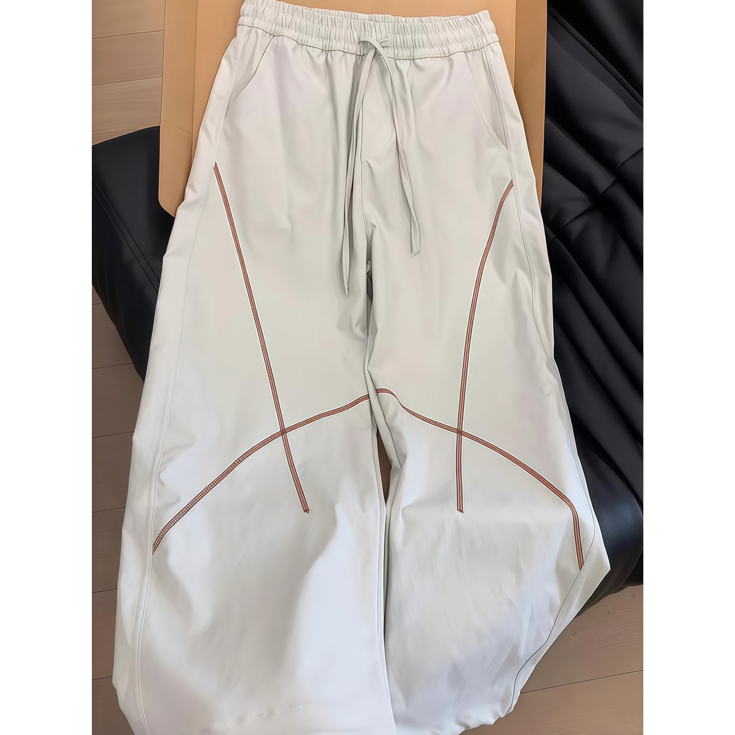 浅灰色户外撞色哈苏线休闲裤男款