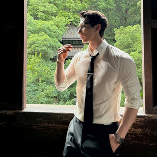 冷淡系穿搭白色长袖衬衫男款人夫感穿搭痞帅衬衣外搭开衫秋季外套