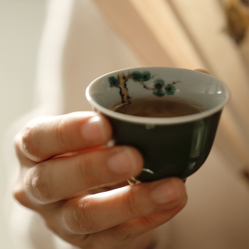 无落 墨绿釉精工手绘傲寒茶杯手工薄胎粉彩手绘松品茗杯茶具礼盒