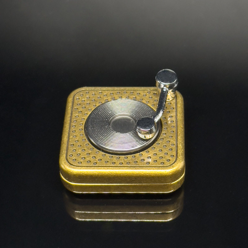 edc解压玩具CD机金属啪啪币推牌