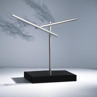 钢铁人永动机摆件混沌摆牛顿摆反重力创意旋转轻奢高端办公室解压