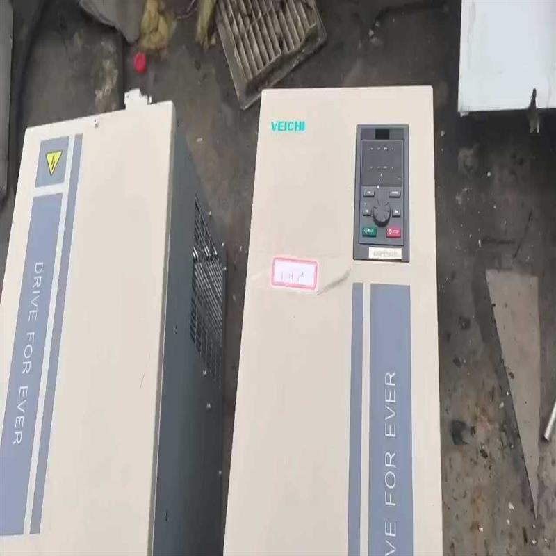 伟创变频器AC300一90KW,成色很新,几乎没怎么用,功能(九平电