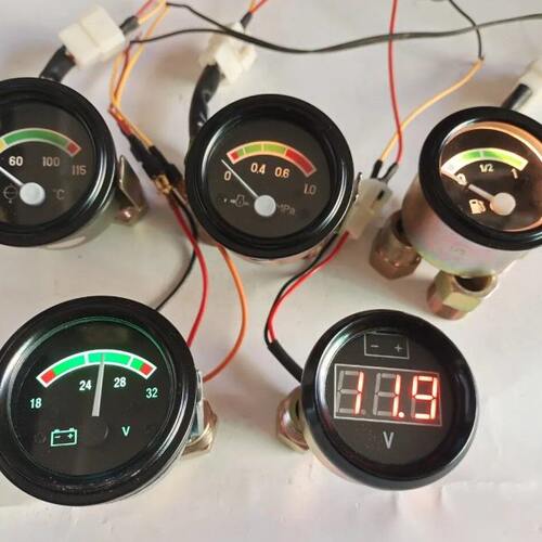 12V24V圆形电子电压水温机油油量燃油表24V表针电压表改装包邮