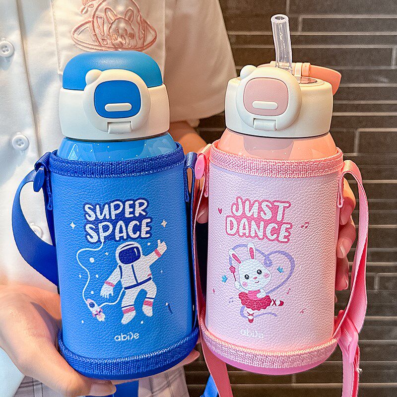 精选儿童保温杯食品级316大容量水杯小学生上学专用男孩吸管杯子