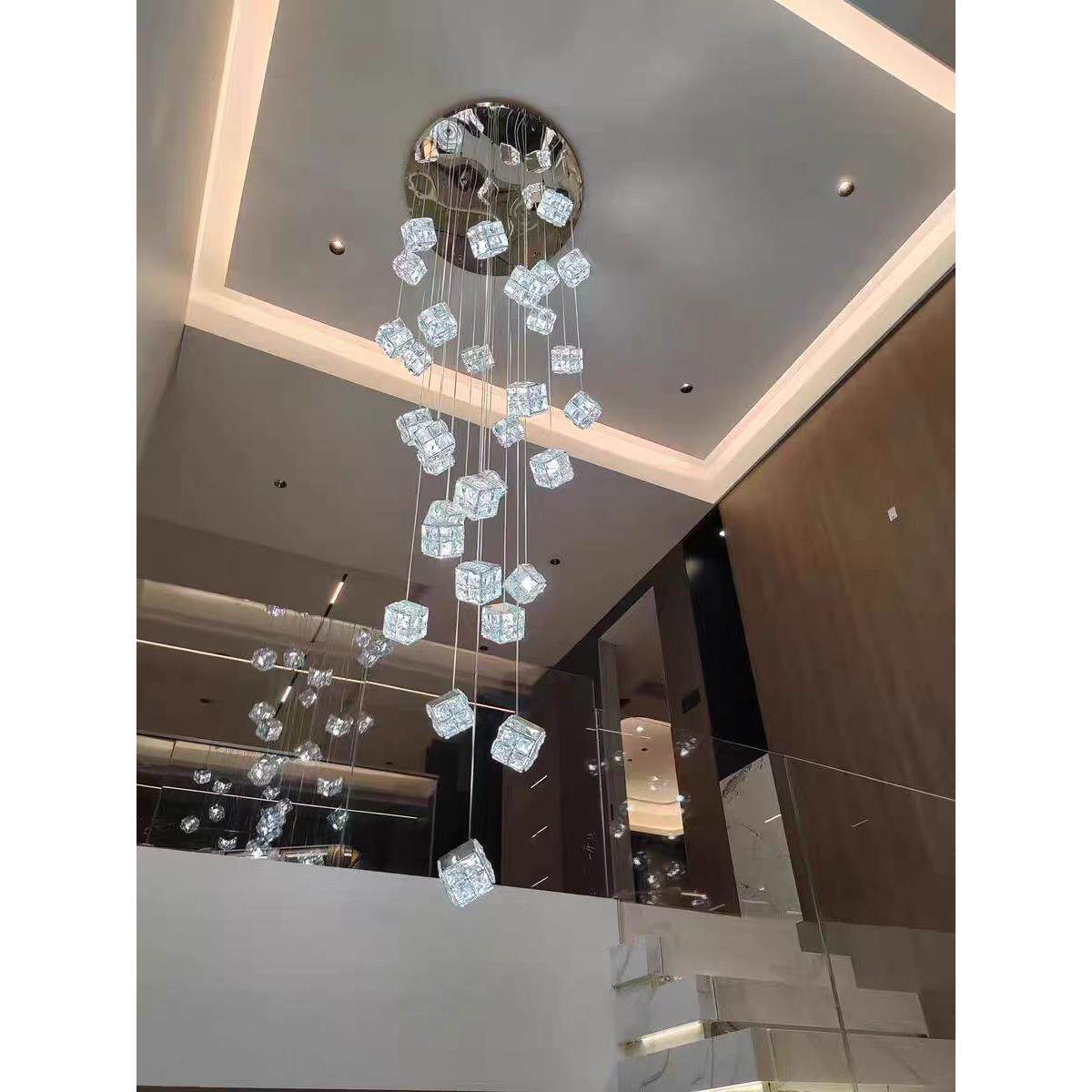 轻豪华阁楼楼梯间吊灯现代简单的小覆式建筑房子客厅水晶旋转长吊