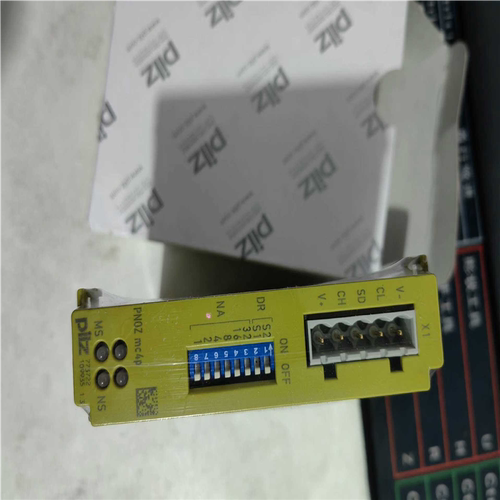 德国皮尔兹PNOZ mc4p 安全继电器773722  77（憨憨电子）