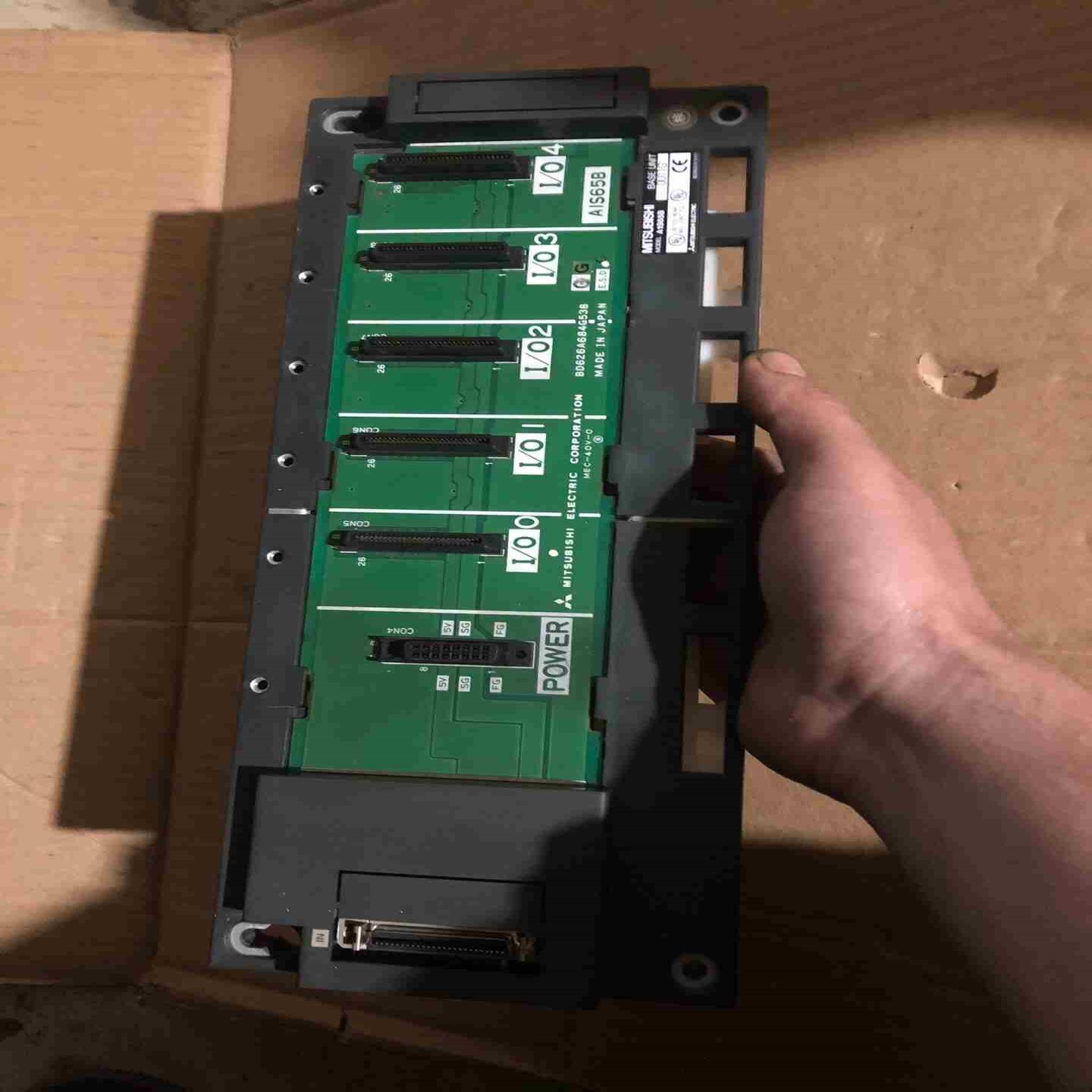 A1S65B三菱PLC底板件成色很好150包议价