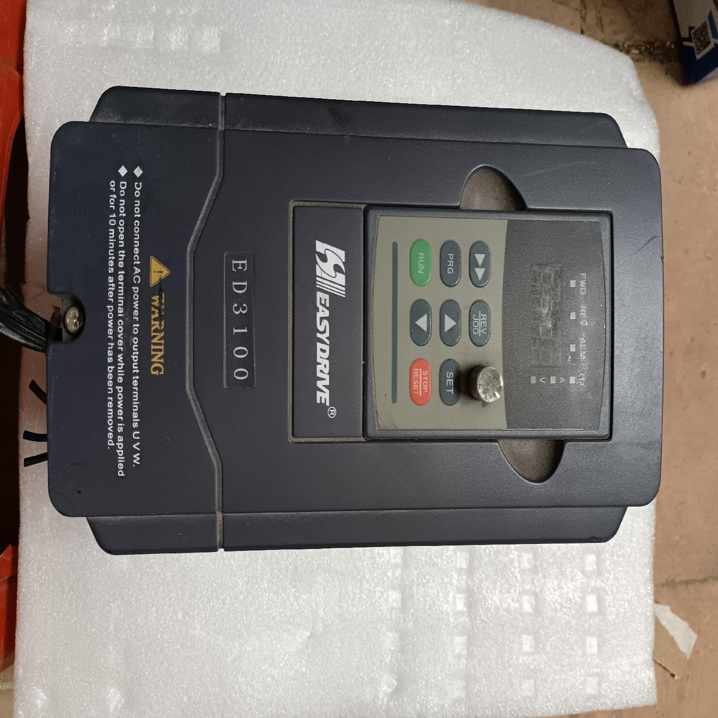 易驱变频器ED3100-4T0015M 1.5kw 380V(崽崽配件）