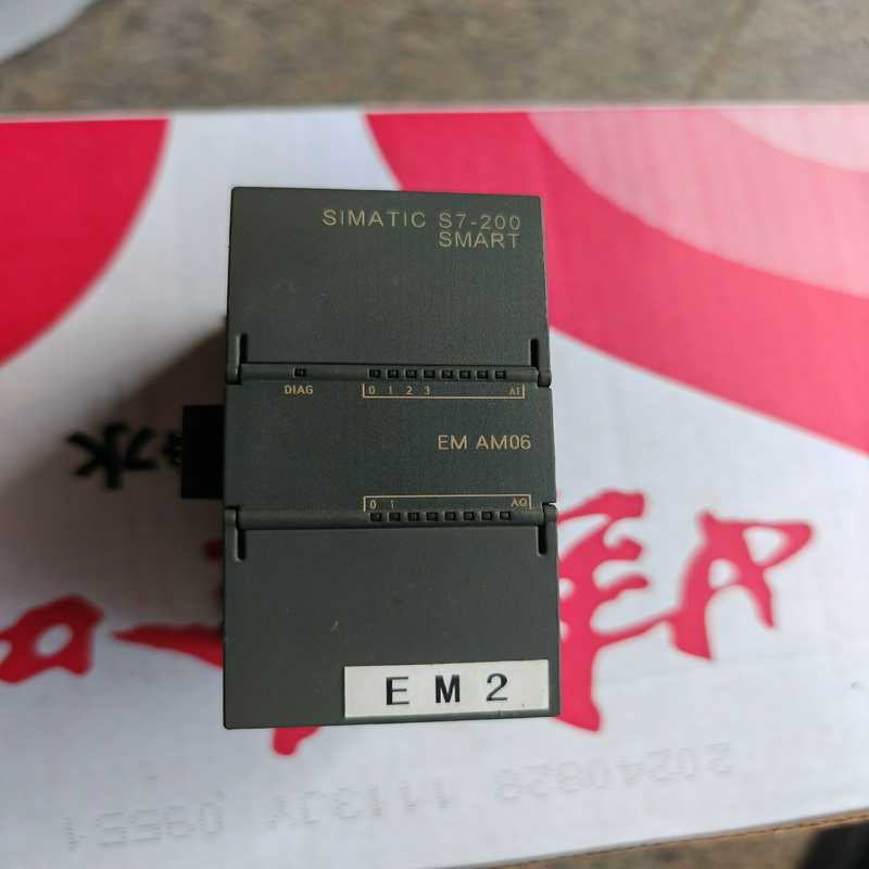 西门子6ES7 288-3AM06-0AA0，拆机件，（崽载电子）