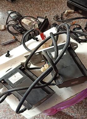 安川电机SGMP-02AWYR11实图拍议价