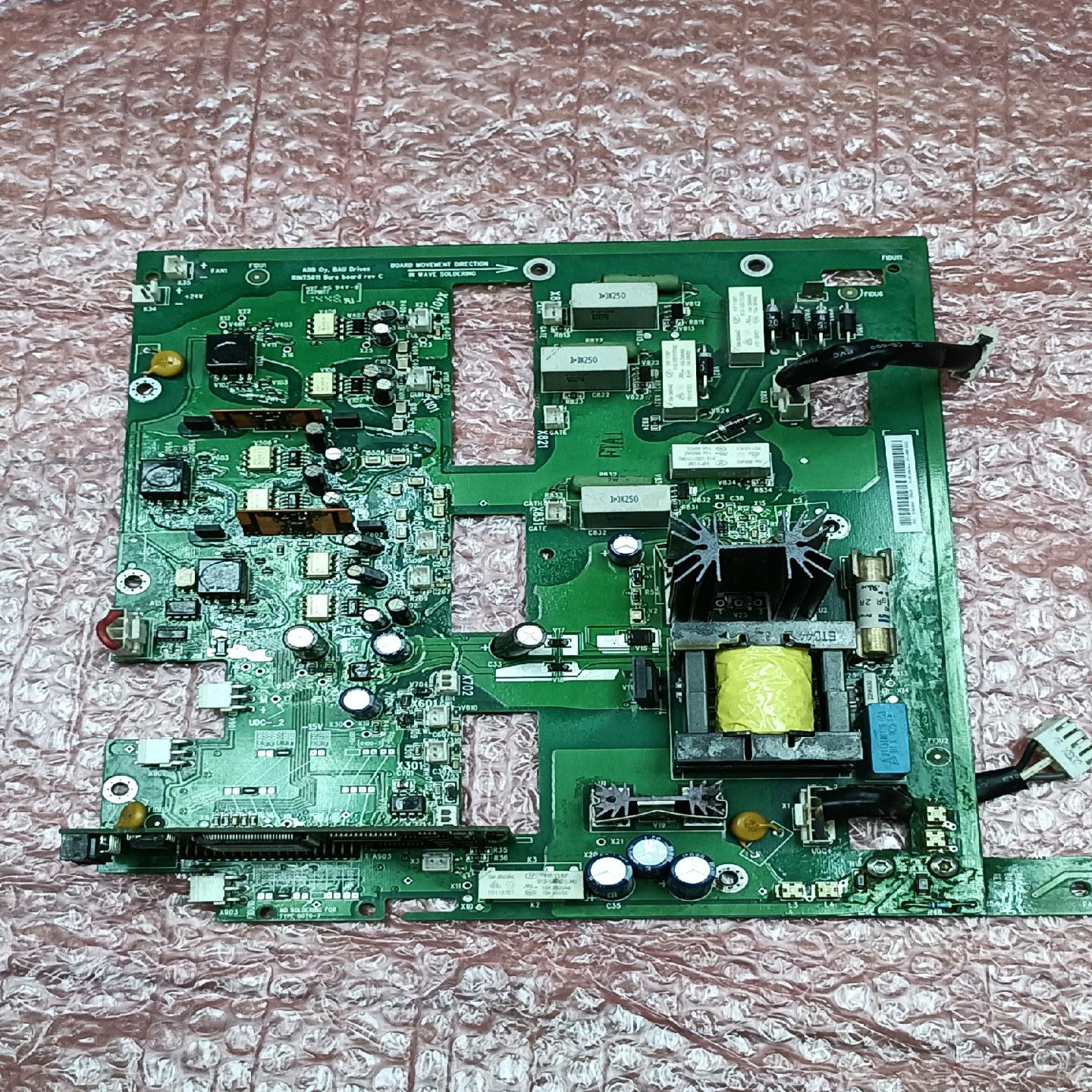 ABB   RINT-5611C ，成色如图。顺丰包(崽崽配件）