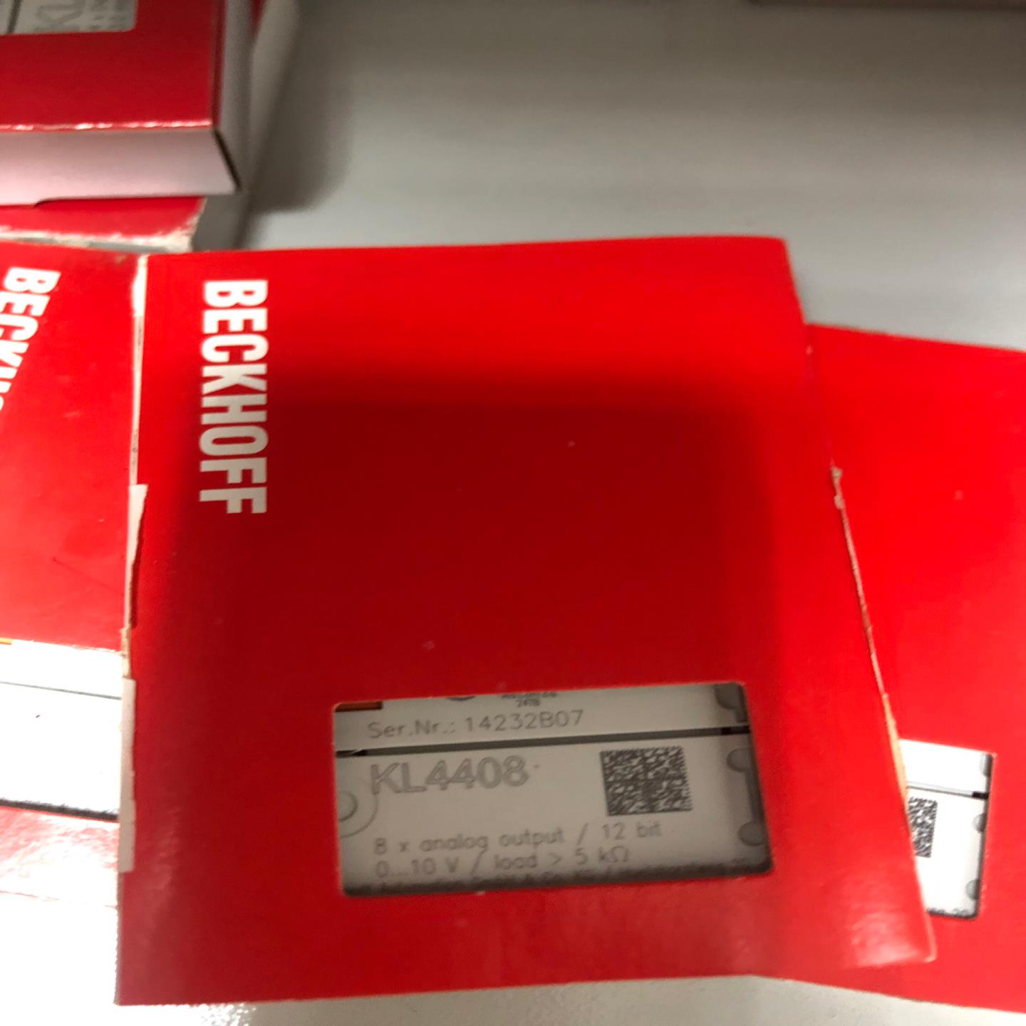 倍福模块KL4408价格实惠顺丰，联系议价（憨憨电子）