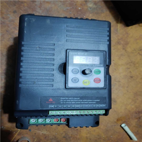 (议价)鑫盛达变频器XSD350-4G3功能。