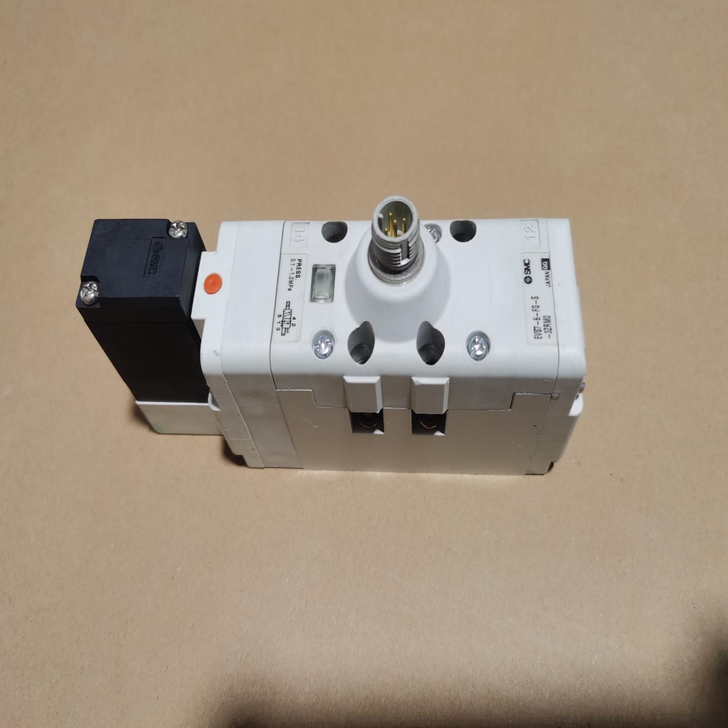 SMC电磁阀  EVS7-6-FG-D-3ZRM0， 拆机9~议价
