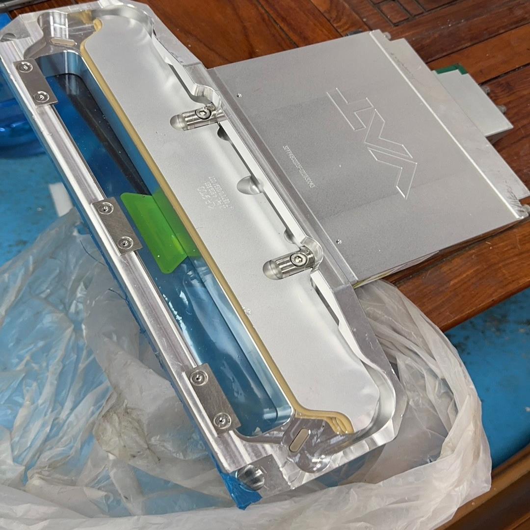 议~VAT 阀门 0340X-CA24-CJY1/0137A-4