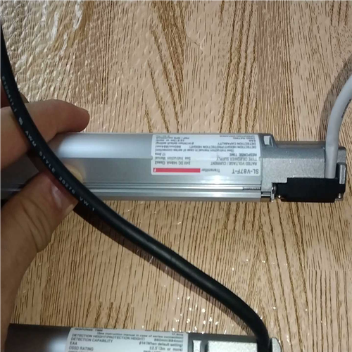 议~KEYENCE基恩士安全光栅，型号:SL-V87F-T,SL