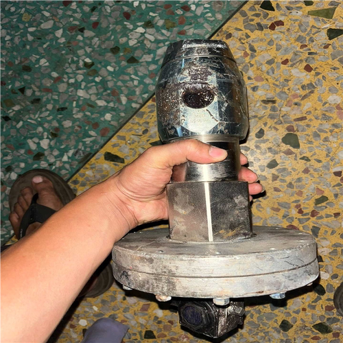 (议价)固瑞克调压器961635，固瑞克高压流体调压器，实图片摄