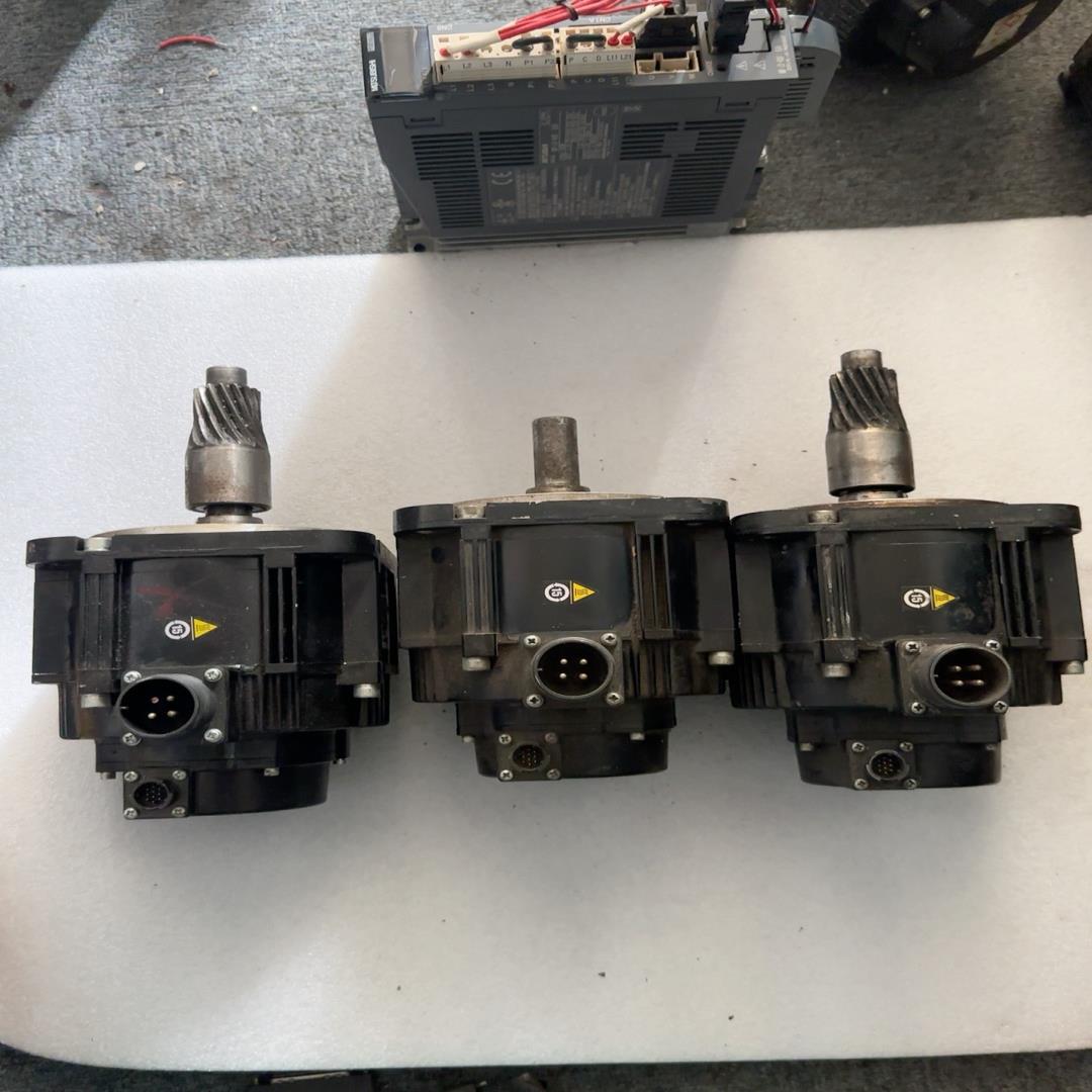 议~原装拆机安川7系伺服电机SGM7G-09A7C61