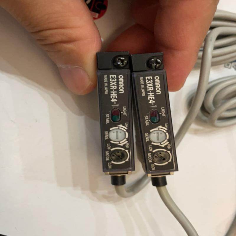 欧姆龙 工程余货 全新无包E3XR-HE4-1 2个（崽载电子）