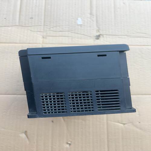 (议价)正弦变频器   SINE320-4R0