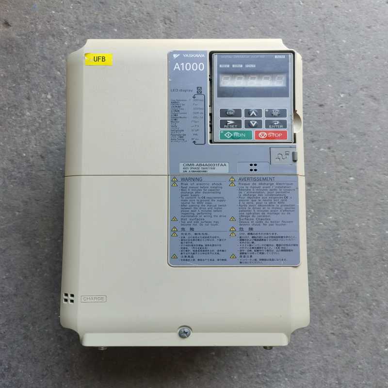 安川变频器A1000系列15kw/11kw（耶耶电子）