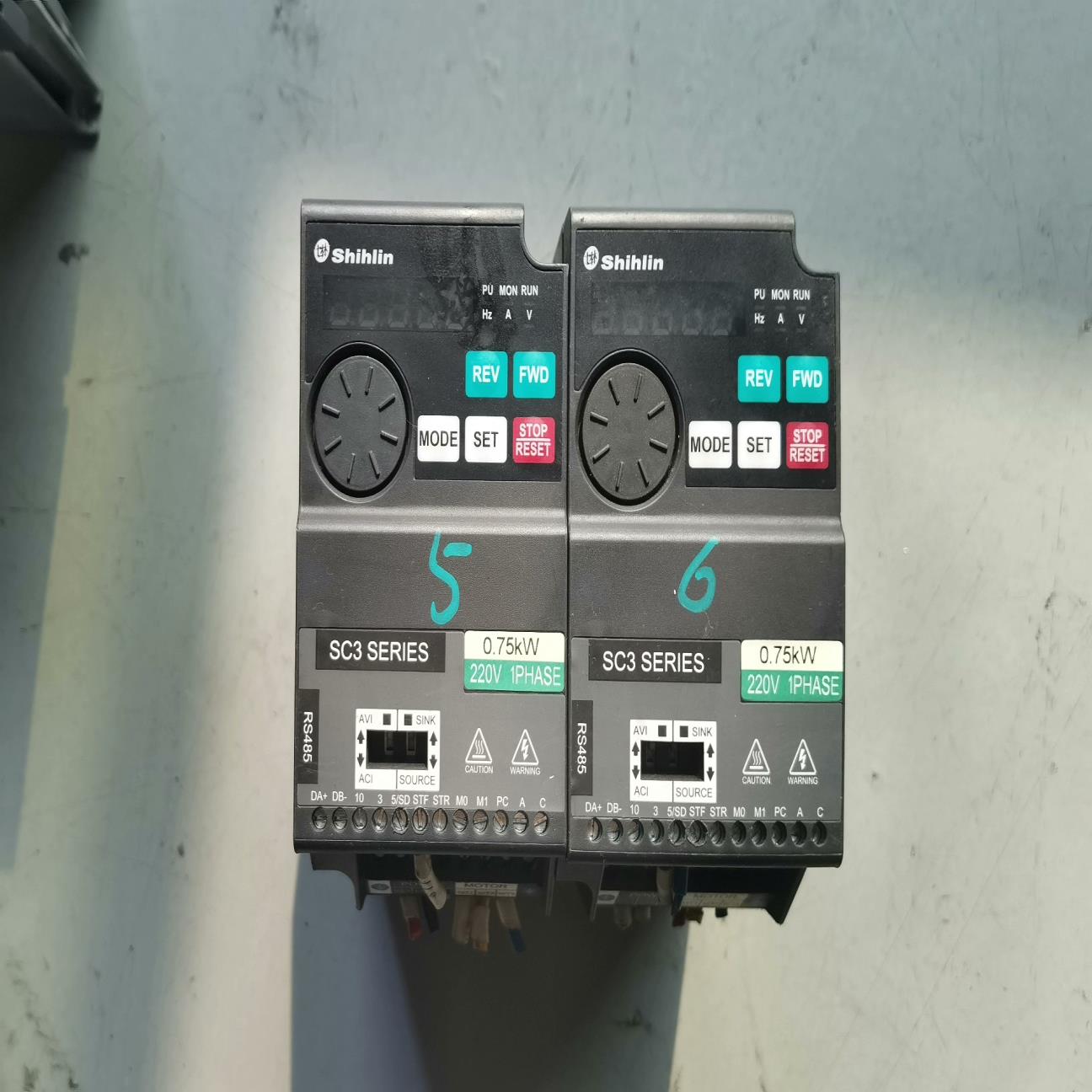 SC3-021-0.75K 士林变频器，0.75KW，220(崽崽配件）