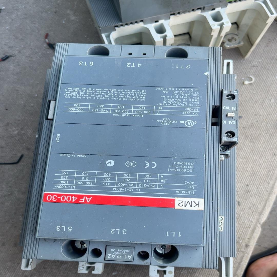 ABB AF400-30接触器(崽崽配件）