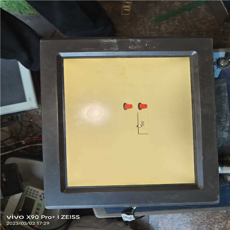 昆仑通态触摸屏TPC1261  的，联系我（憨憨电子）