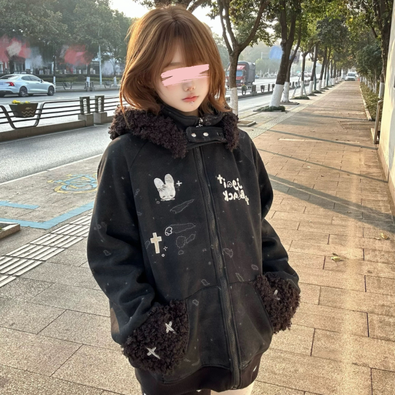 做旧学院风甜美刺绣毛领连帽加绒卫衣女冬季宽松慵懒加厚开衫外套