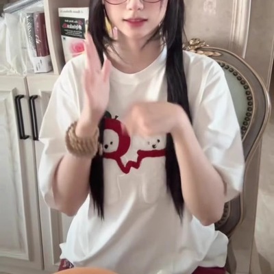 可爱卡通刺绣圆领短袖T恤女夏季