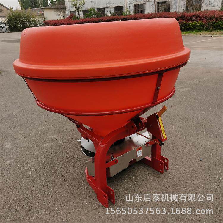 600L农用撒肥机四轮后置甩盘式施肥器农田底肥抛洒机启泰