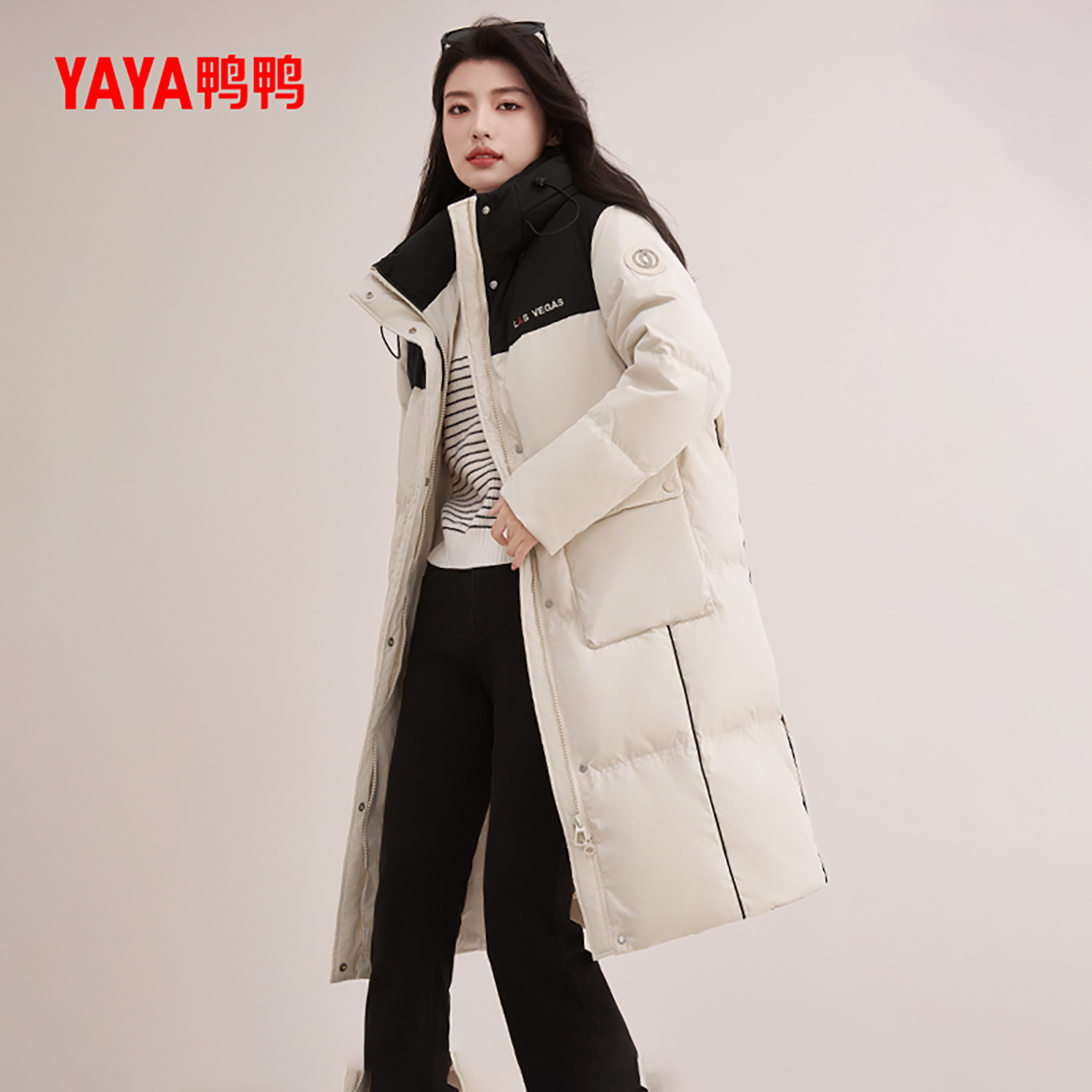 鸭鸭时尚中长款立领连帽羽绒服女