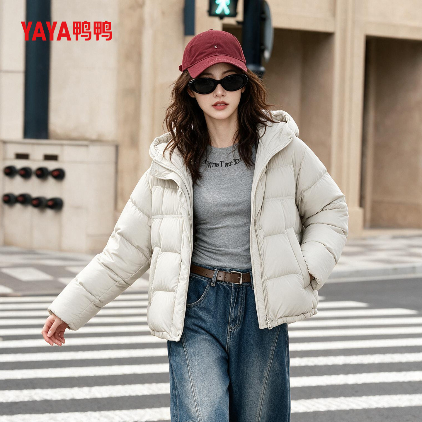 【冰淇淋系列】鸭鸭26冬新款女士泡芙羽绒服保暖短款连帽休闲外套