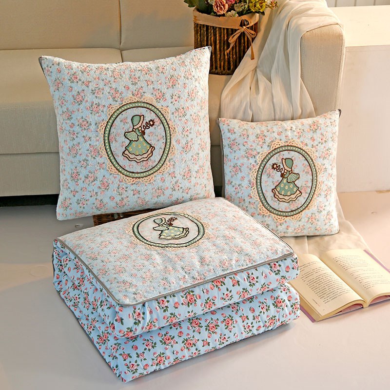 韩式小清新e抱枕被子汽车载多功能两用靠枕午休二合一夏凉空调被