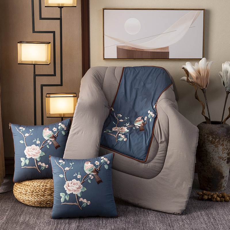 折叠汽车抱枕被子两用加厚多功能车内午睡K枕头车用车载毯子二合