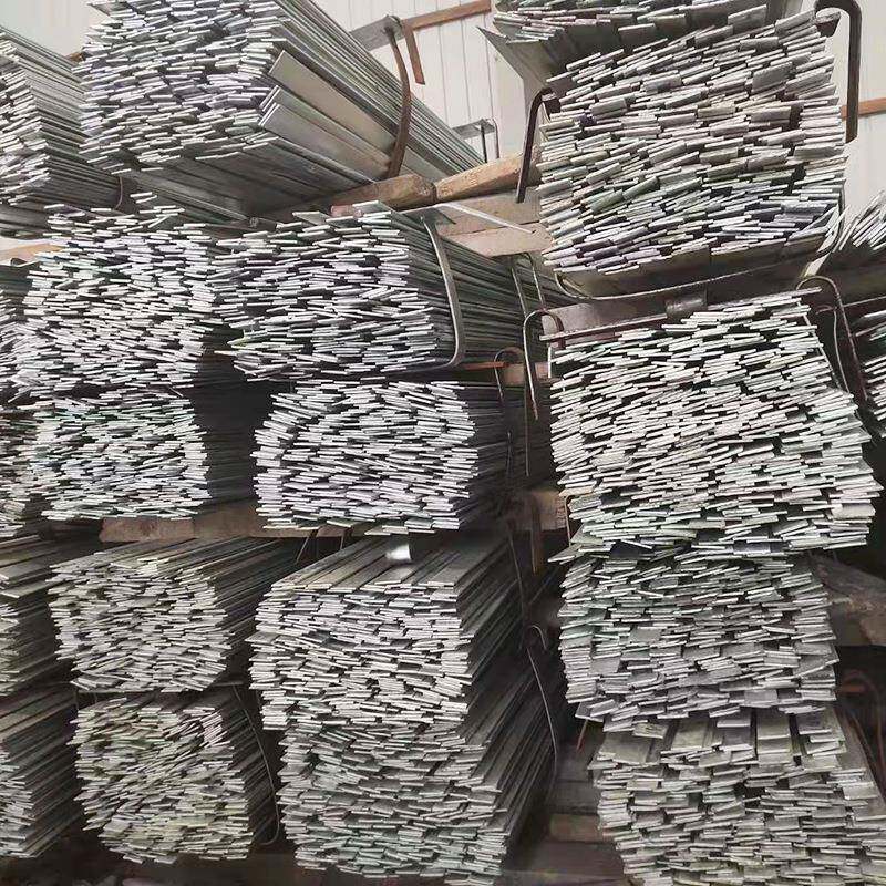 湖南Q235B扁铁可冲孔定尺避雷热镀锌扁钢冷镀锌扁钢镀锌圆钢