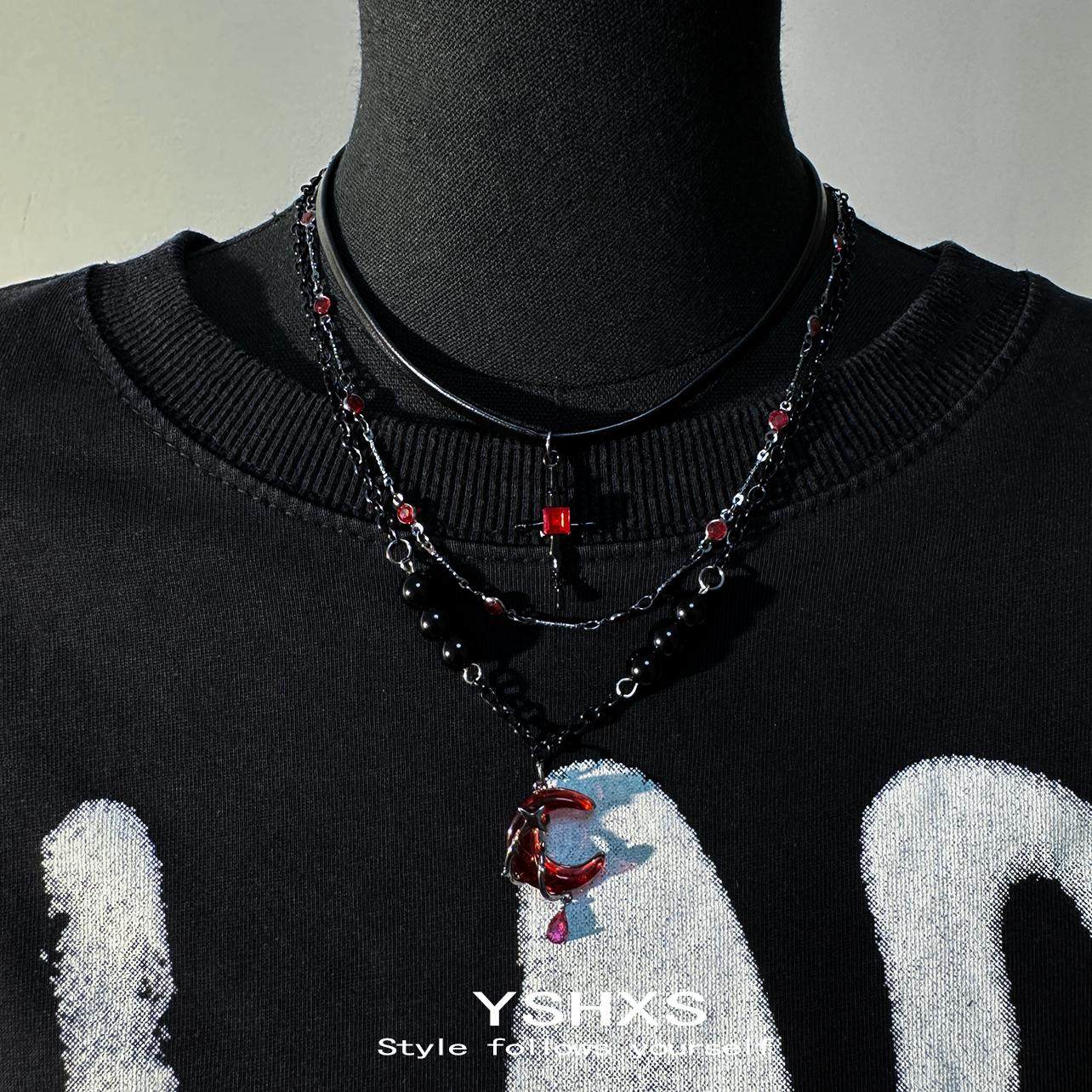 猩红月牙多层叠戴项链十字吊坠项圈拼接多层锁骨链哥特亚文化配饰,饰品/流行首饰/时尚饰品新,项链,淘宝优惠券,粉丝福利购,淘宝优惠卷