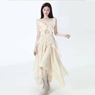 夏季米色浪漫飘逸蝴蝶吊带背心少女感不规则半身裙新款二件套装