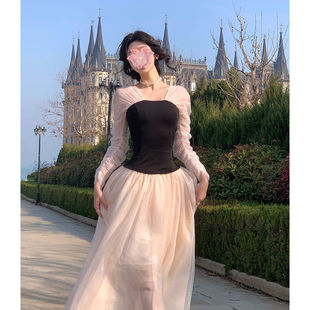 米色网纱拼接黑色连衣裙长袖修身高级感蓬蓬裙女春季新款