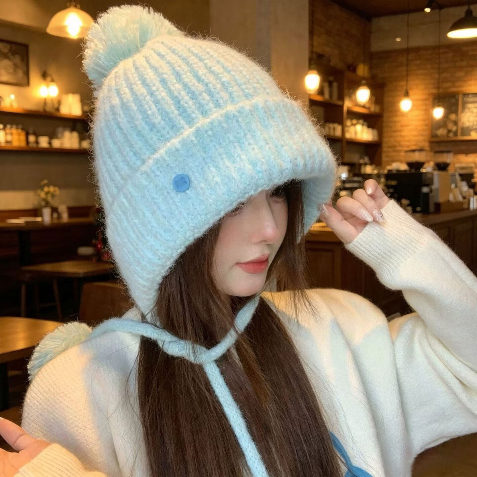 韩版蓝色毛球针织帽女冬季加厚保暖护耳系带毛线帽大头围包头帽子