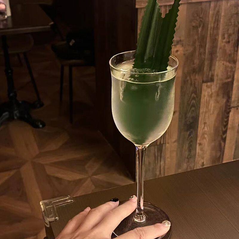 郁金香高脚鸡尾酒杯水晶马天尼杯香槟杯闻香杯葡萄酒杯酒吧玻璃杯