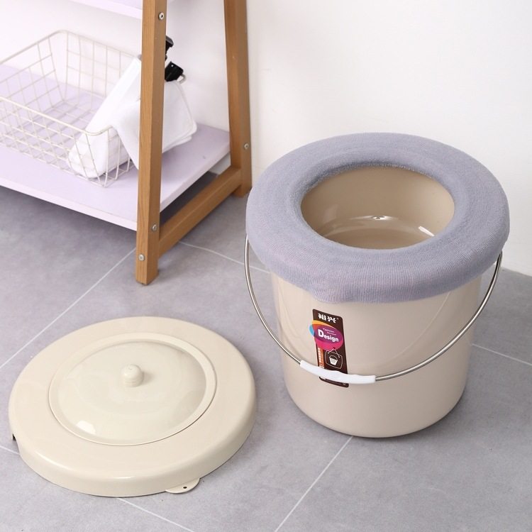 移动便携式卧室家用带盖成人老人孕妇痰盂坐便桶尿桶坐浴热熏清洗