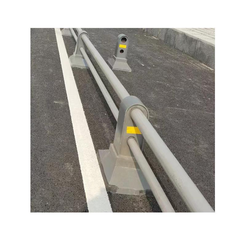 道路护栏灰色隔离栏市政护栏交通马路绿化带栏杆公路城市防撞栏杆
