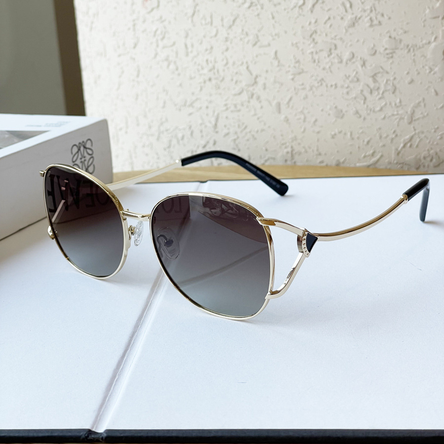 日本品质2025欧美新款金属偏光太阳镜女高级感气质时尚大框墨镜潮