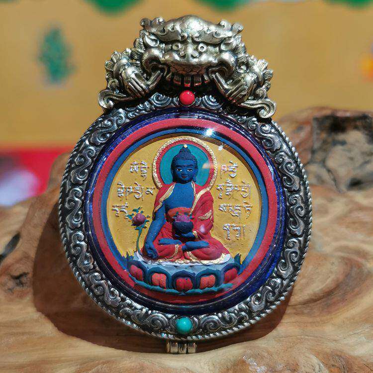 西藏矿物质彩绘擦擦佛像嘎乌盒吊坠本命佛药师佛随身小唐卡挂件