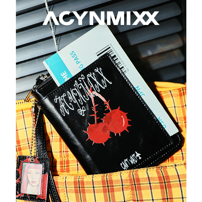 Acynmixx邪恶樱桃护照包多功能挂脖零钱包旅行证件收纳包礼物卡包