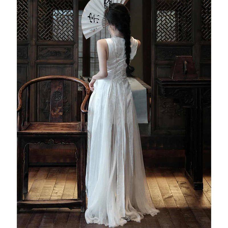 生日订婚轻礼服高端轻奢小众不撞款重要场合绝美长款白色连衣裙女