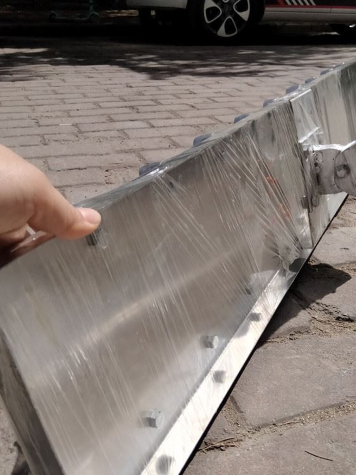 恒全机械 轨道式牛场拉纹器 牧场地面防滑开槽机