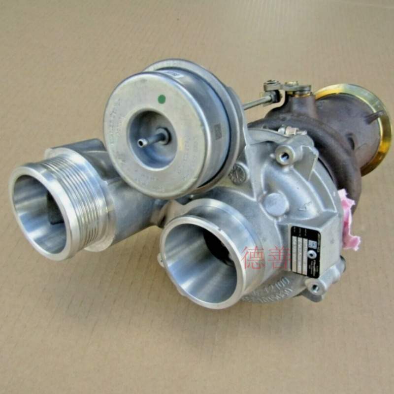 适用奔驰 C63 E63 GLS63 GLE63 GLC63 S560 G500 ML63 涡轮增压器