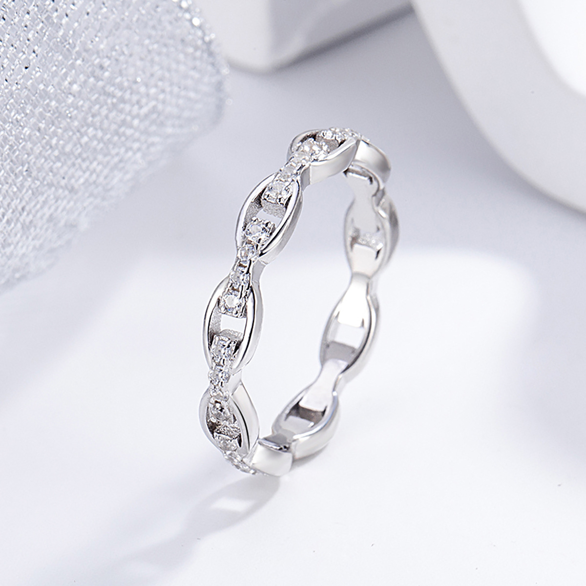 日本品质S925纯银戒指女士猪鼻子链条食指指环欧美风轻奢设计